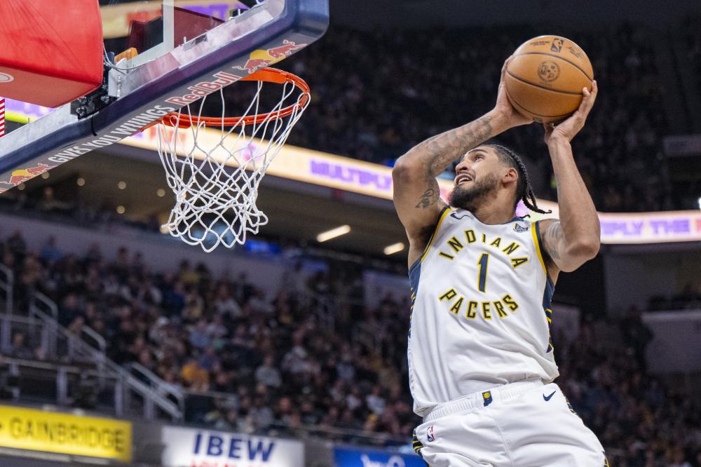 随着足球在 随着足球在